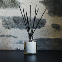 Load image into Gallery viewer, Fiordland Reed Diffuser NZ
